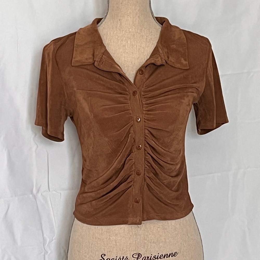 Cinnamon Brown Ruched Button-Up Women's Top